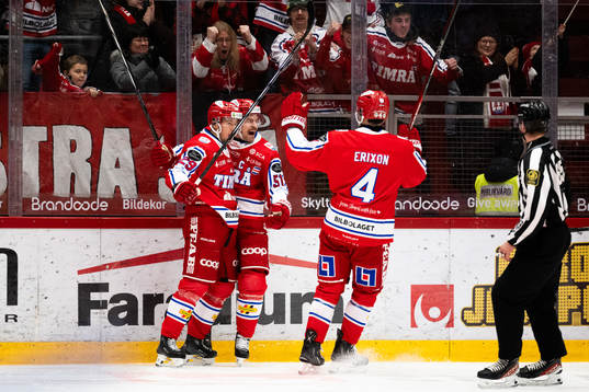 Timrås Anton Lander jublar