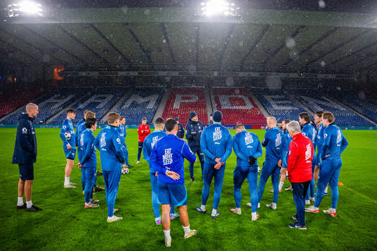 Bläddra bland fler bilder av Football, UEFA Euro Qualifier, Norway, training