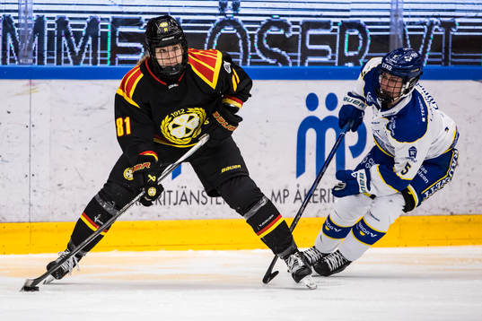 Brynäs Noemi Neubauerova och Leksands Nathalie Lidman