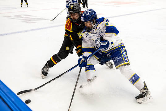 Brynäs Noemi Neubauerova och Leksands Anna Elizabeth