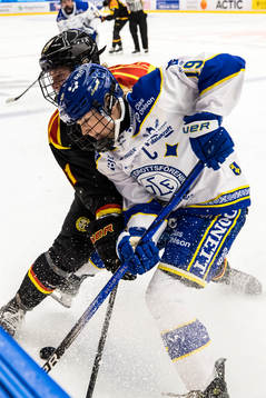 Brynäs Noemi Neubauerova och Leksands Anna Elizabeth