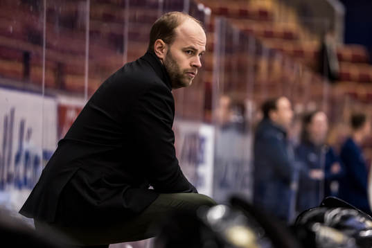 Brynäs tränare Filip Eriksson