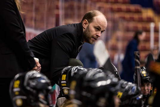Brynäs tränare Filip Eriksson