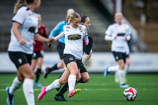 Häckens Emilia Migas