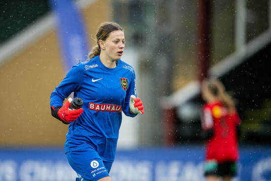Brommapojkarnas målvakt Hanna Skogsfors