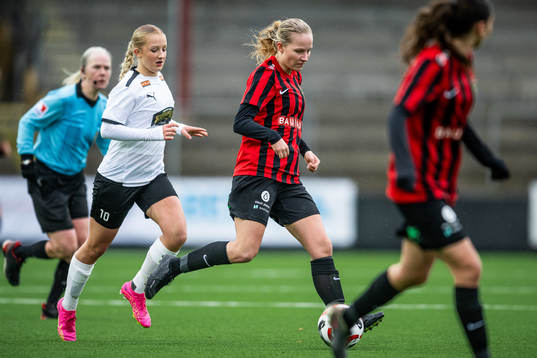 Häckens Emilia Migas och Brommapojkarnas Klara Bengtsson