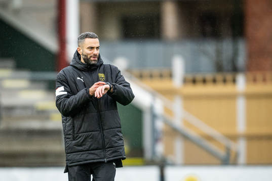 Umeås tränare André Ganbari