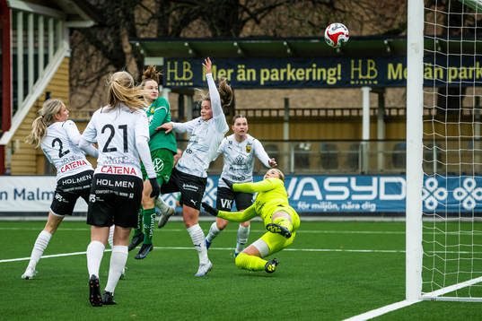 Hammarbys Sonja Windahl gör 1-1