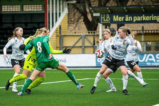 Hammarbys Lykke Ihrfelt gör 1-2