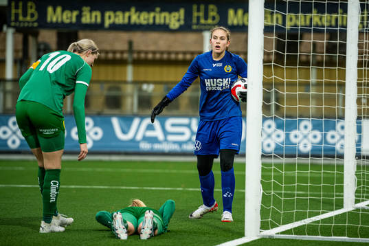 Hammarbys målvakt Nellie Andersson Markovic