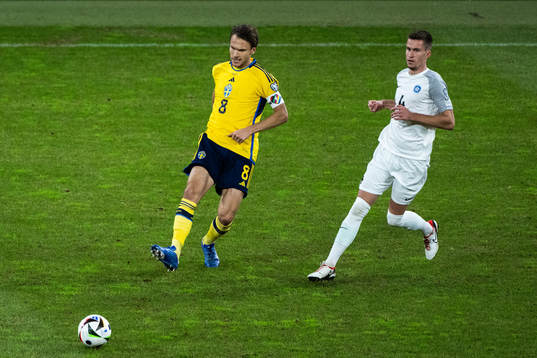 Albin Ekdal of Sweden and Mattias Käit of Estonia