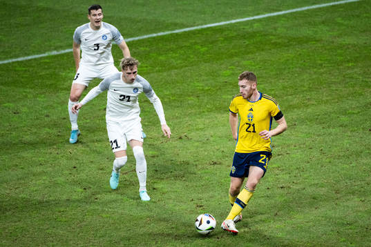 Artur Pikk and Bogdan Vastsuk of Estonia against Dejan
