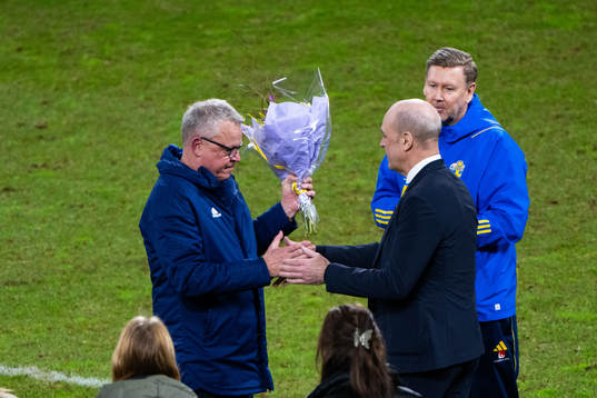 Head coach Janne Andersson, Assistant coach Peter