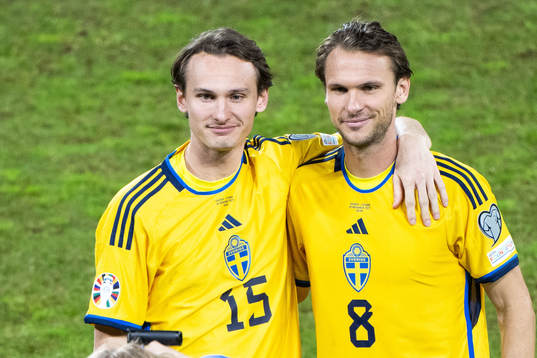 Hjalmar Ekdal and Albin Ekdal of Sweden