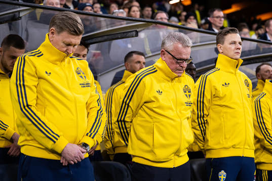 Assistant coach Peter Wettergren and head coach Janne