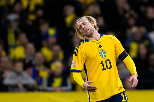 Emil Forsberg of Sweden looks dejected