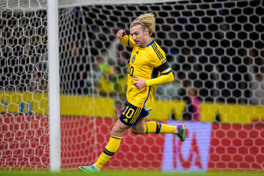 Emil Forsberg of Sweden celebrates the 2-0 goal