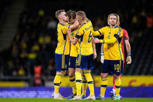 Emil Krafth, Albin Ekdal, Ludwig Augustinsson, and Emil