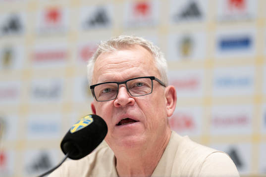 Head coach Janne Andersson  of Sweden