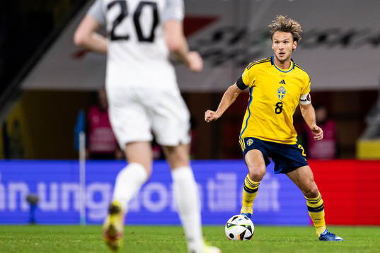 Albin Ekdal of Sweden