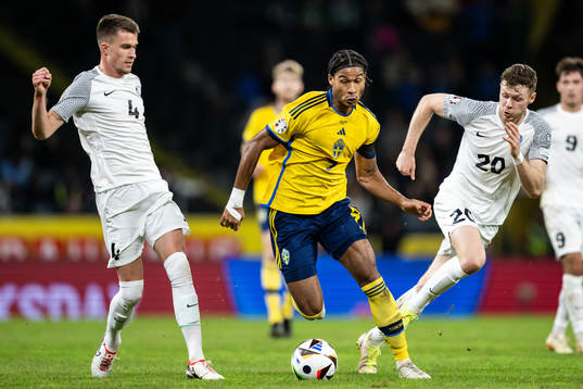 Jens Cajuste of Sweden against Mattias Käit and Markus