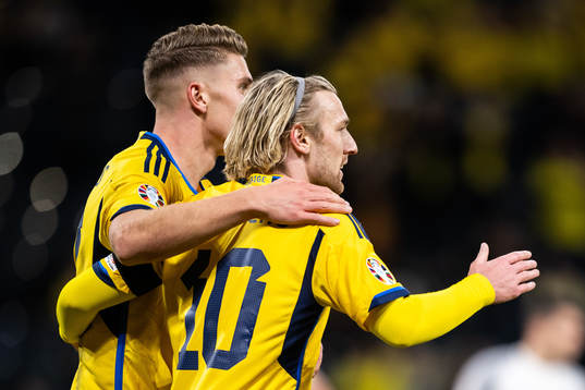 Emil Forsberg of Sweden celebrates