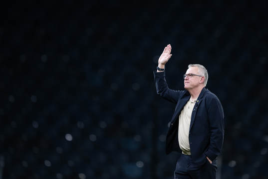 Head coach Janne Andersson of Sweden inspect the pitch