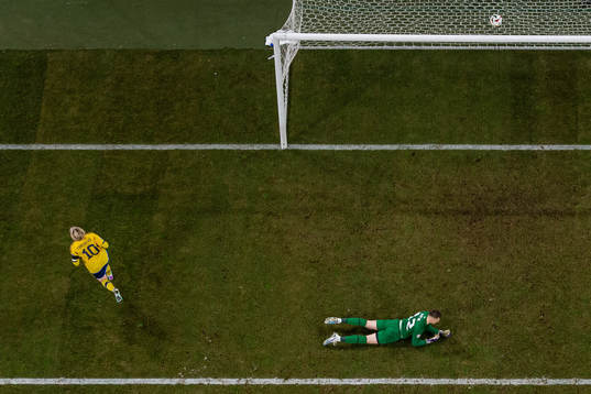 Emil Forsberg of Sweden celebrates