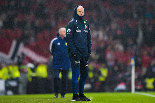 Head coach Ståle Solbakken of Norway