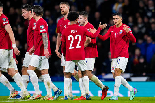 Mohamed Elyounoussi of Norway celebrates with Oscar Bobb