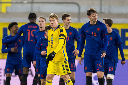 Daniel Svensson of Sweden looks dejected