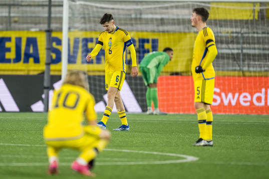 Armin Gigovic of Sweden looks dejected