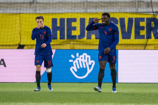 Noah Ohio of Netherlands celebrates
