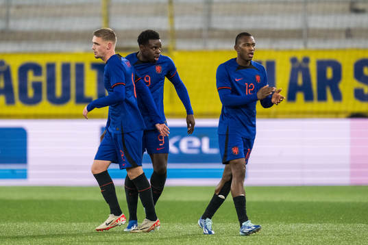 Noah Ohio of Netherlands celebrates