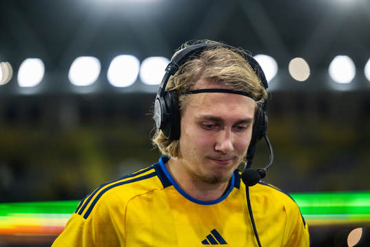 Sebastian Nanasi of Sweden is interviewed at half time
