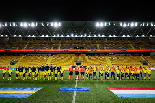 Players of Sweden and of Netherlands