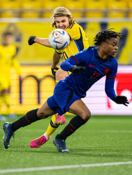 Sebastian Nanasi of Sweden scores 1-0 past Neraysho