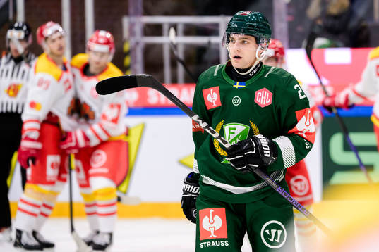 Joel Nyström of Färjestad looks dejected