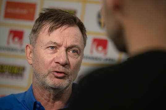 Head coach Peter Gerhardsson of the Swedish women's
