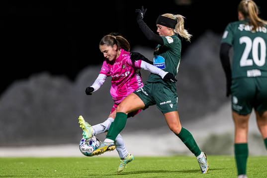 Naina Maria Inauen of TIL 2020 and Kristina Svandal of