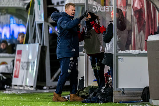 John Arne Riise, head coach of Avaldsnes, celebrates