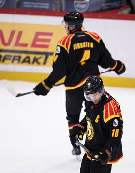 Brynäs IFs Johan Larsson deppar