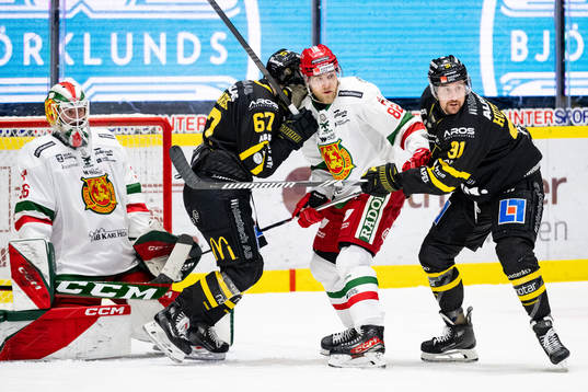 Moras målvakt Andreas Ljunggren och Roope Laavainen