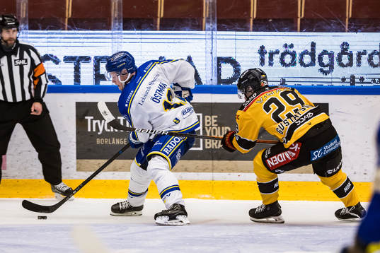 Leksands IFs Kalle Östman och Luleå Hockeys Erik