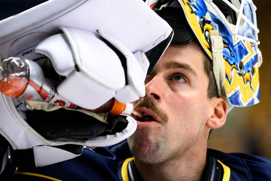 HV71s målvakt Joni Ortio