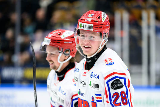 Timrås Simon Forsmark jublar