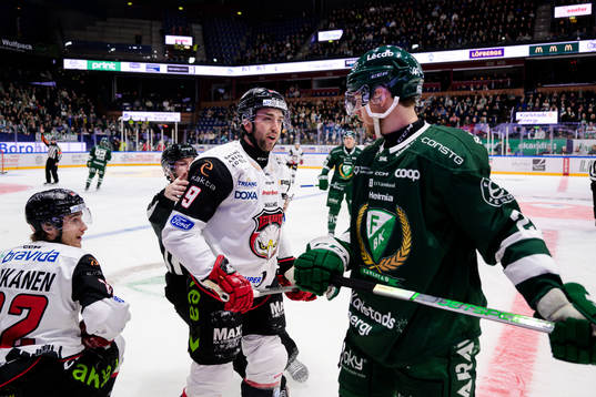 Malmö Redhawks Alan Quine och Färjestads Marcus Westfält