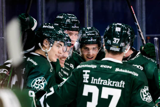 Färjestads spelare jublar