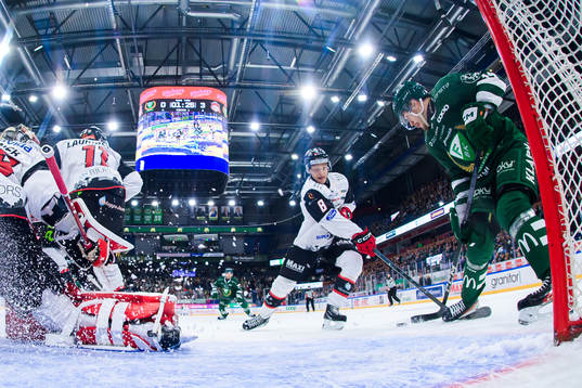 Malmö Redhawks Johan Olofsson och Färjestads Michael