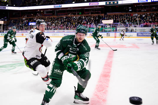 Malmö Redhawks Adam Ollas Mattsson och Färjestads Axel